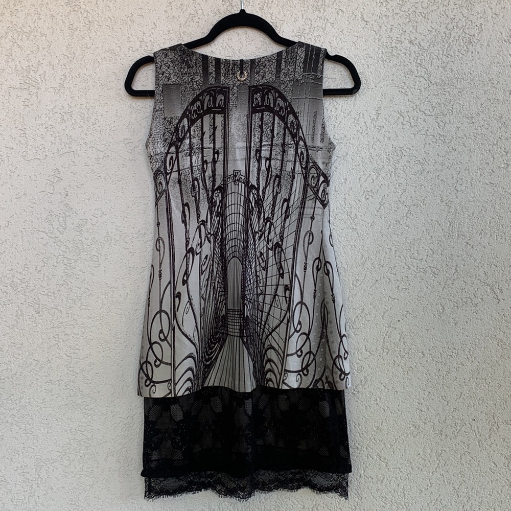 Save The Queen Black and grey illusion print dress with black jewel accents - Picture 10 of 13